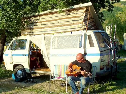 kokopelli-camping-serramonacesca-fdeqf