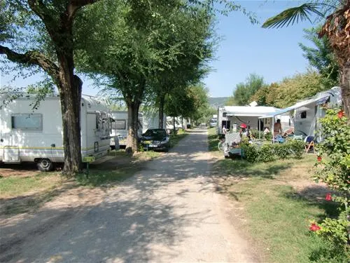 camping-la-rocca-bardolino-7q7rg