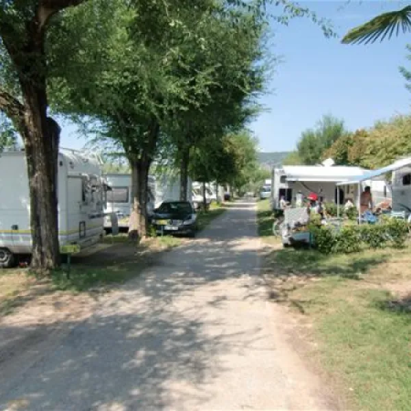 camping-la-rocca-bardolino-7q7rg