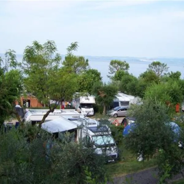 camping-la-rocca-bardolino-roivi