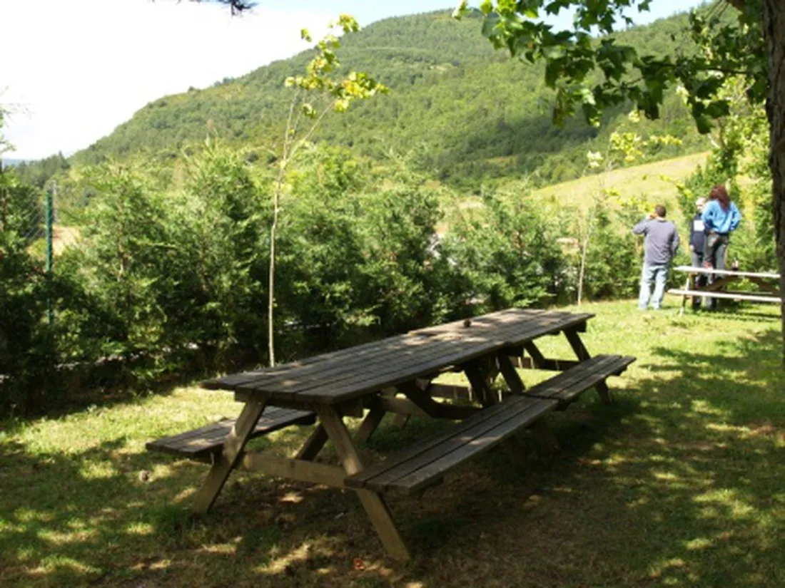 camping-murkuzuria-esparza-de-salazar-rkz5c