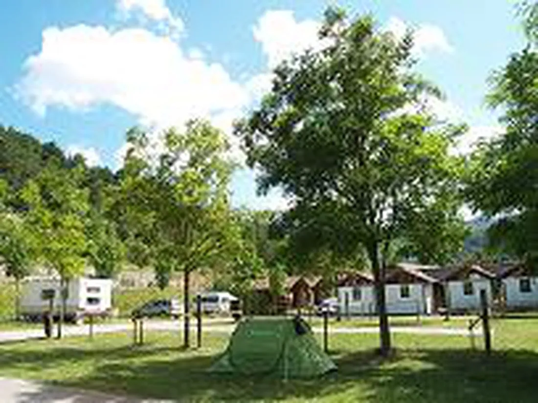 camping-murkuzuria-esparza-de-salazar-tvubd