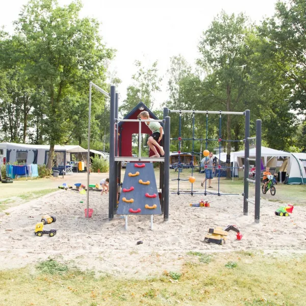 camping-de-ullingse-bergen-sint-anthonis-ystfg