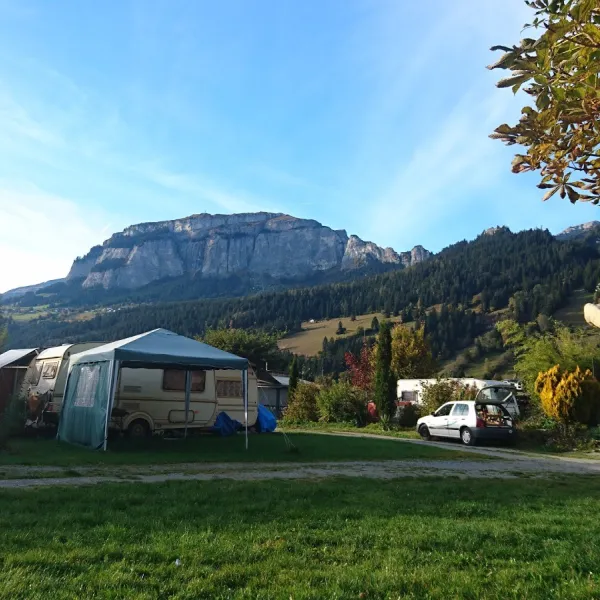 Camping Trin