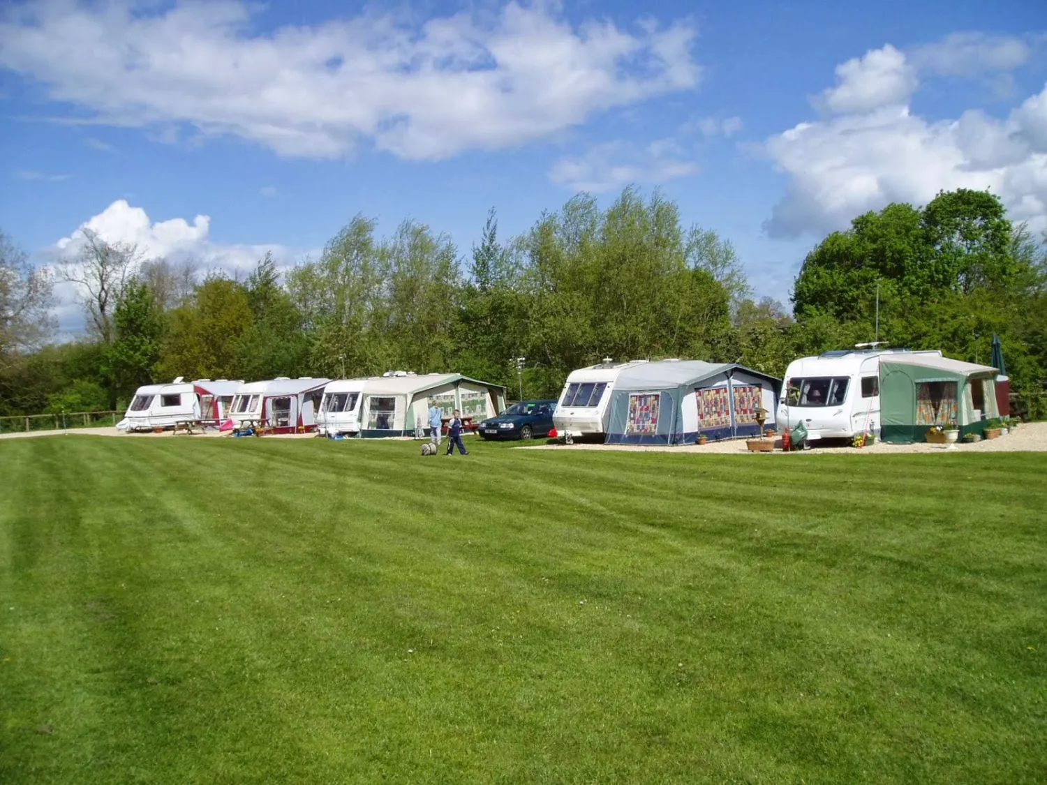 blackland-lakes-hol-center-calne-fmsof