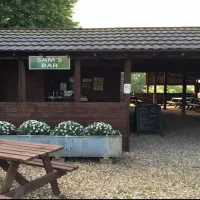 blackland-lakes-hol-center-calne-nnjvx