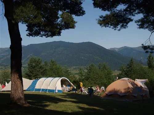 camping-les-sapins-camurac-gfw8n