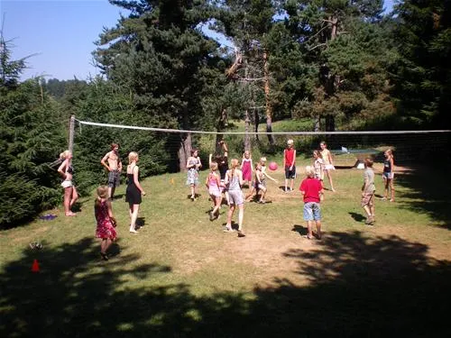camping-les-sapins-camurac-iqomz