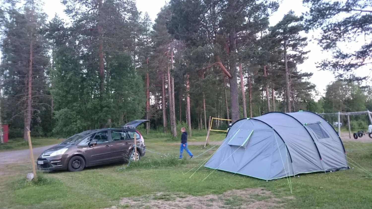 lits-camping-lit1-8s9oy