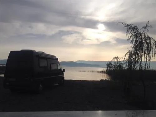 camping-sunrise-struga-kalishta-0m5bv