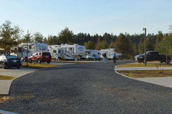 autumn-lake-rv-park-calvert-3a8oa