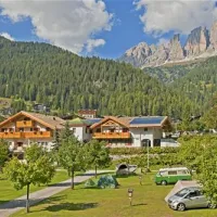 campeggio-miravalle-campitello-di-fassa-piccl