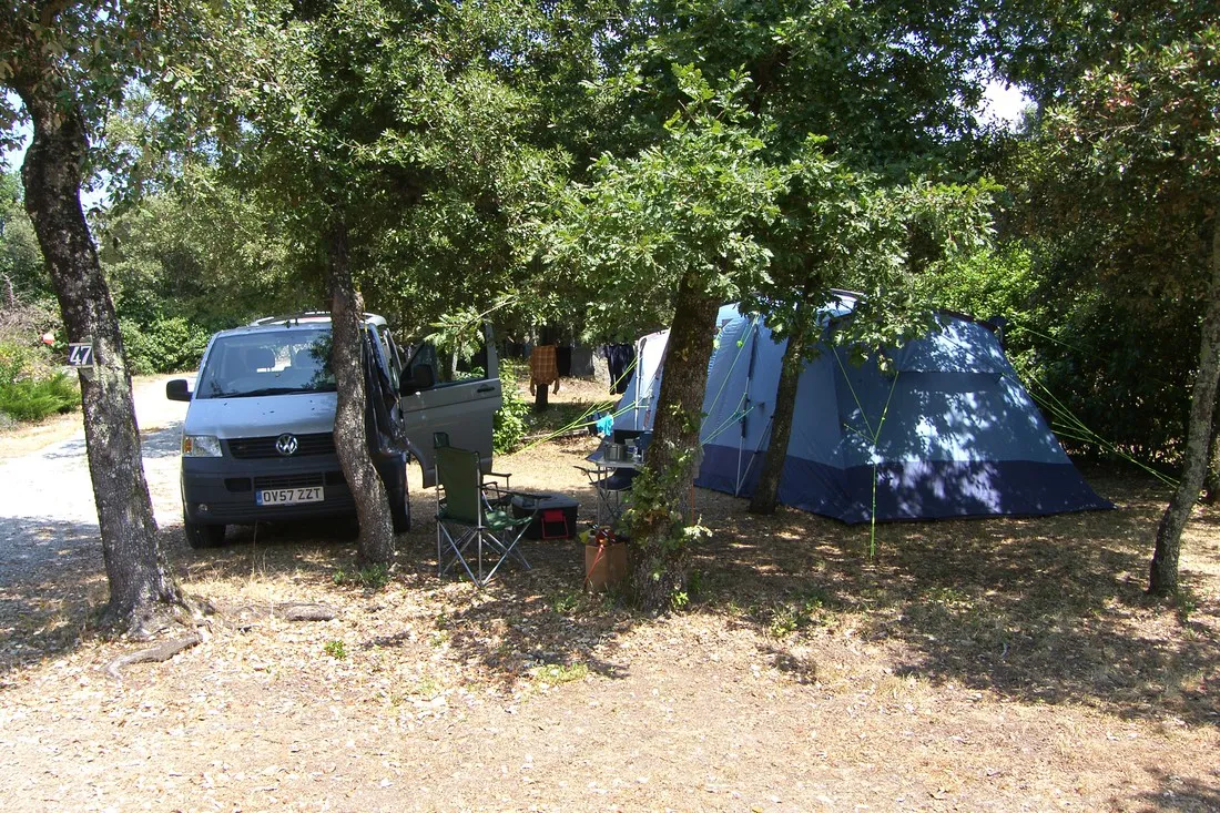 camping-le-martinet-rouge-brousses-et-villaret-nsrem
