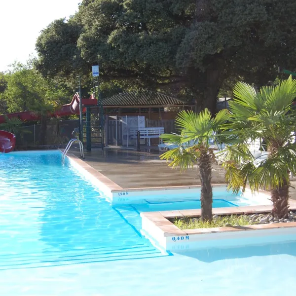 Camping Le Martinet Rouge  