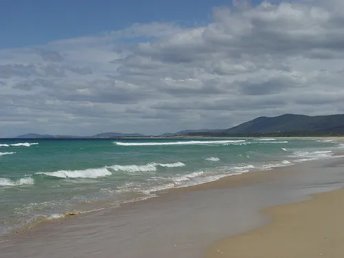 lagoons-beach-campground-chain-of-lagoons-qvhwr