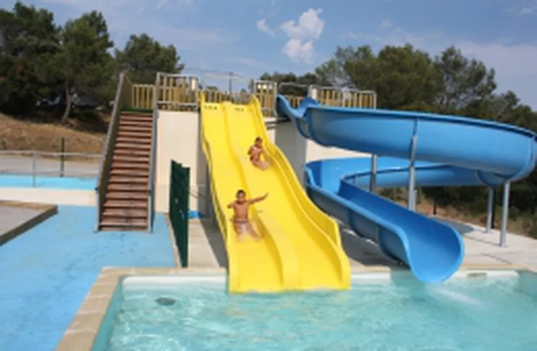 camping-le-pinada-villerouge-la-cremade-4igus