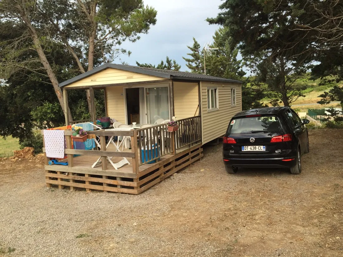 camping-le-pinada-villerouge-la-cremade-r5ker