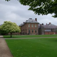 tradegar-house-camp-site-newport-qav6d