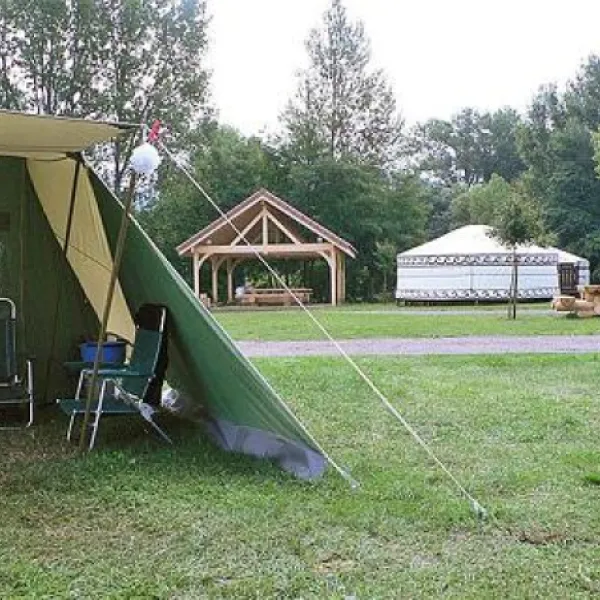 linsolite-camping-puydedme-ttmol