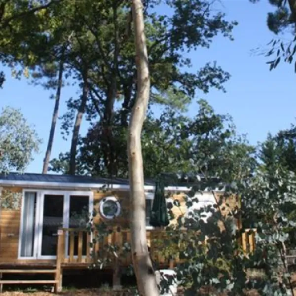flower-camping-des-pins-soulac-sur-mer-gwcrb