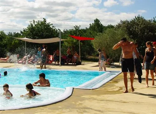 flower-camping-des-pins-soulac-sur-mer-zu5hf