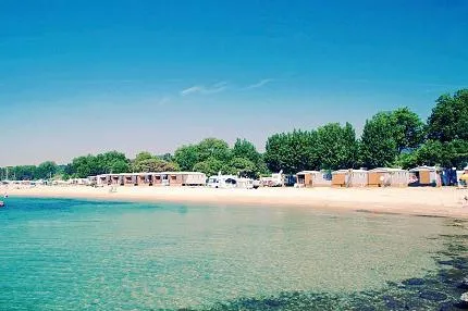 camping-les-mres-var-9w0jh