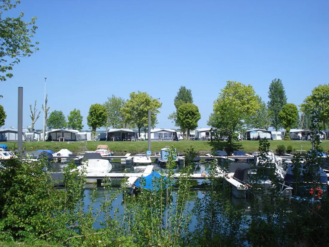 camping-de-loswal-maurik-dgxte