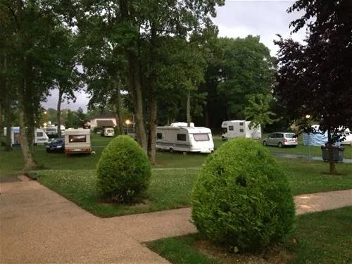 camping-municipal-val-de-vesle-kx1lo