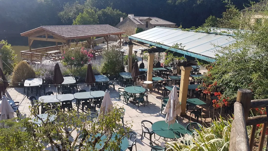 domaine-le-moulinal-camping-france-loc-biron-8t1ep