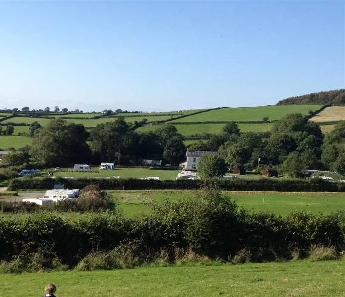 dolbryn-camping-and-caravanning-newcastle-emlyn-6hfrl