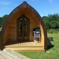 dolbryn-camping-and-caravanning-newcastle-emlyn-kvlxs