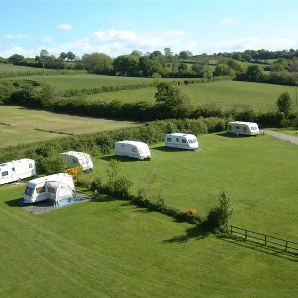 dolbryn-camping-and-caravanning-newcastle-emlyn-qprhz