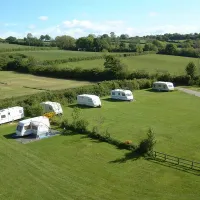 dolbryn-camping-and-caravanning-newcastle-emlyn-qprhz