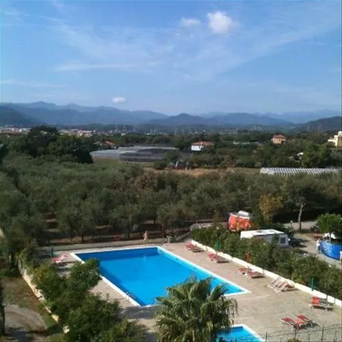 campeggio-bella-vista-campochiesa-albenga-m2jw6