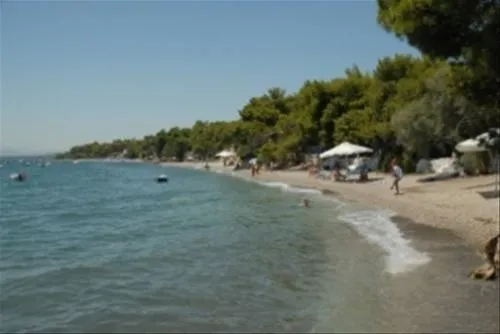 camping-glaros-agii-theodori-wvio6