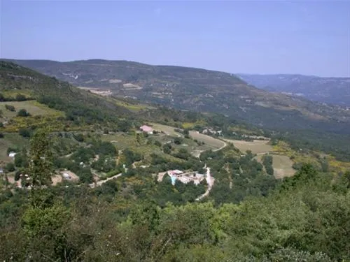 camping-naturistes-domaine-de-lambeyran-lodeve-ebxnd