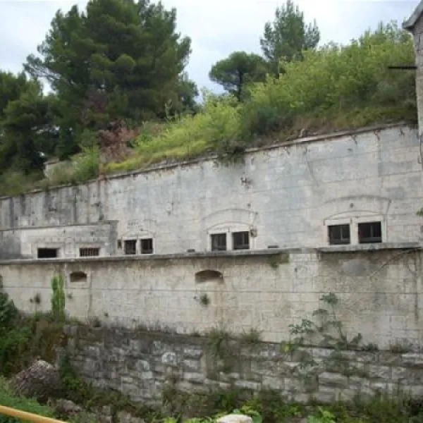 camping-stoja-pula-g0zin