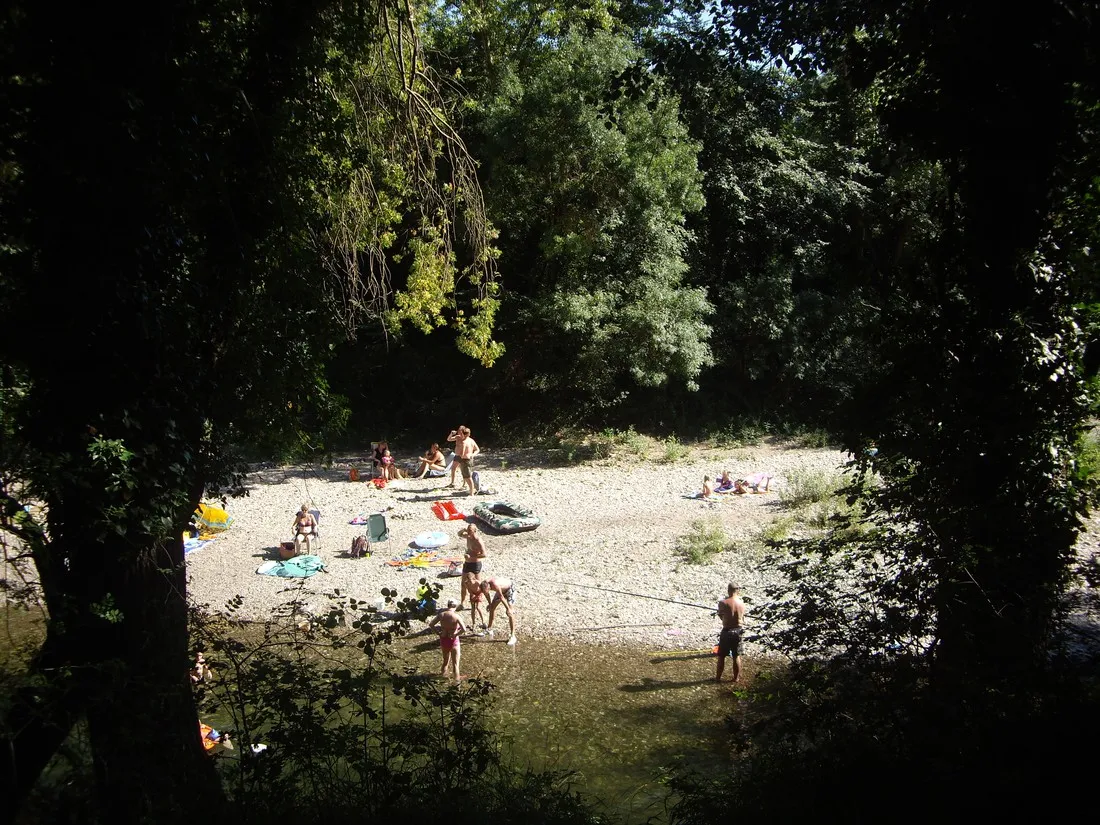 camping-universal-rochegude-8bt9z