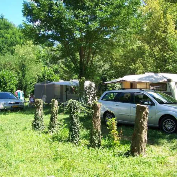 camping-universal-rochegude-stlqa