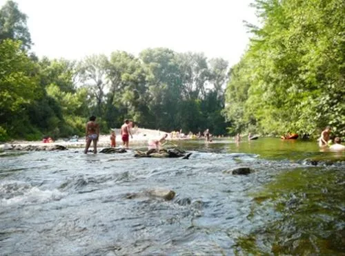 camping-universal-rochegude-xsiwu
