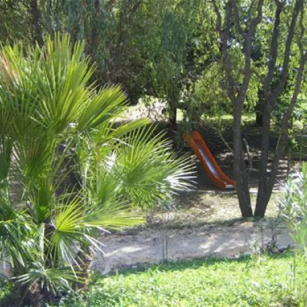 camping-universal-rochegude-zc02m