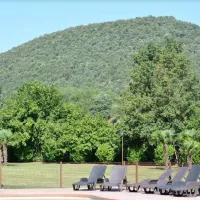 camping-lava-ecologic-santa-pau-4s0h7