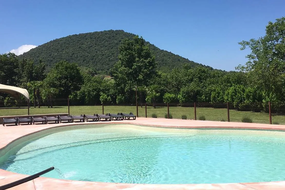 camping-lava-ecologic-santa-pau-nujp4