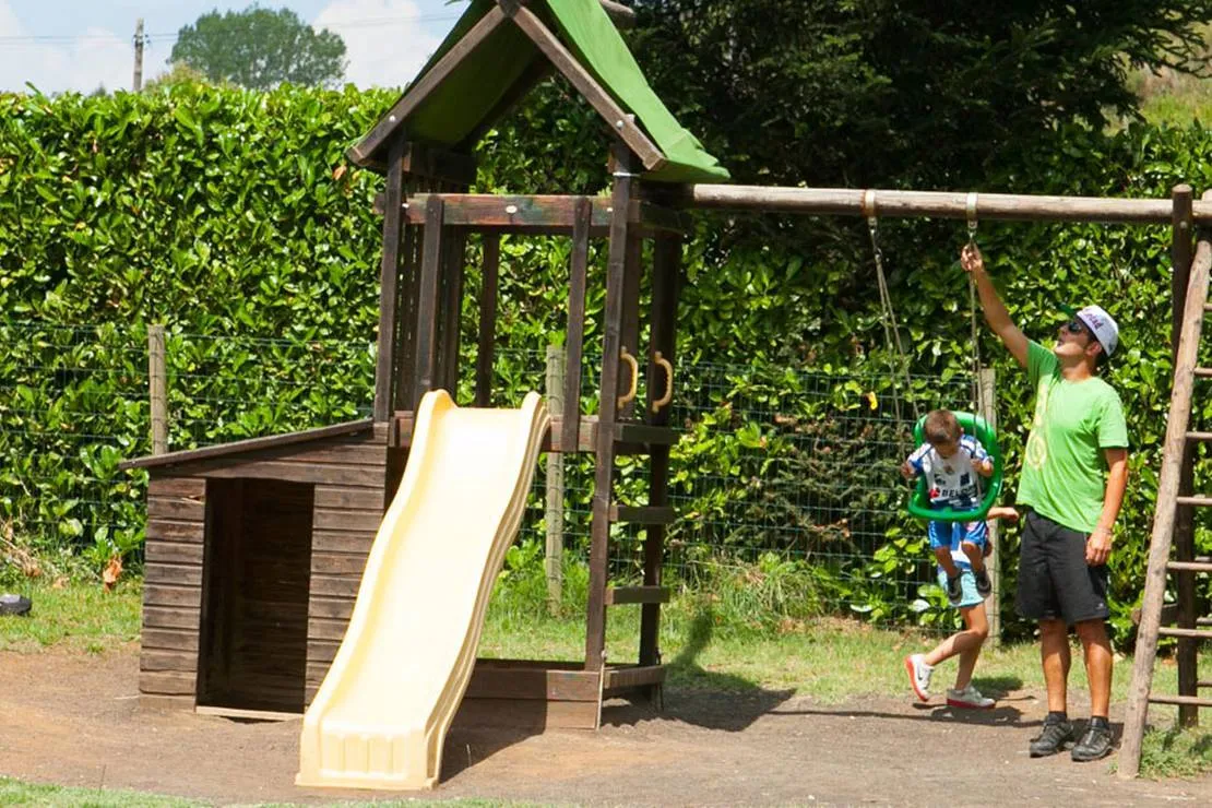 camping-lava-ecologic-santa-pau-ybfwo
