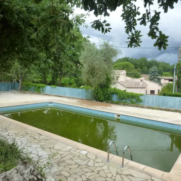 les-clos-bagnols-en-foret-c1d96