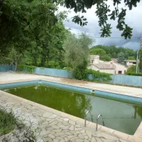 les-clos-bagnols-en-foret-c1d96
