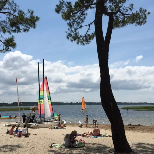 yelloh-village-au-lac-de-biscarrosse-parentis-en-born-landes-up8lu