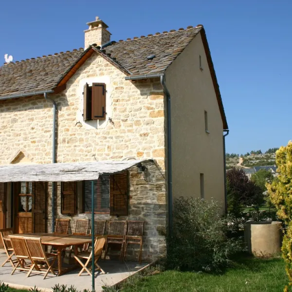 le-soulio-la-malene-i3dqn