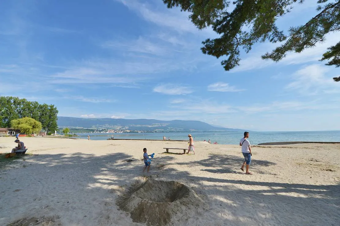 camping-yverdon-plage-yverdon-les-bains-cnnuk