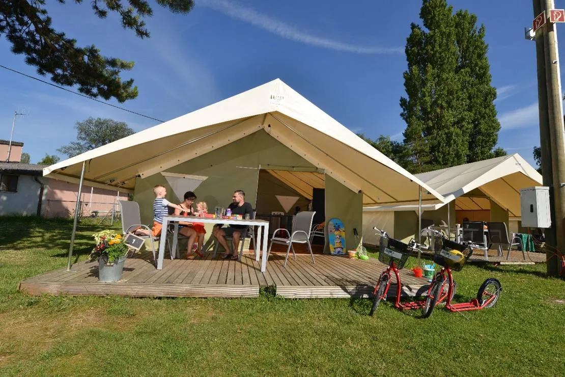 camping-yverdon-plage-yverdon-les-bains-gzeqz